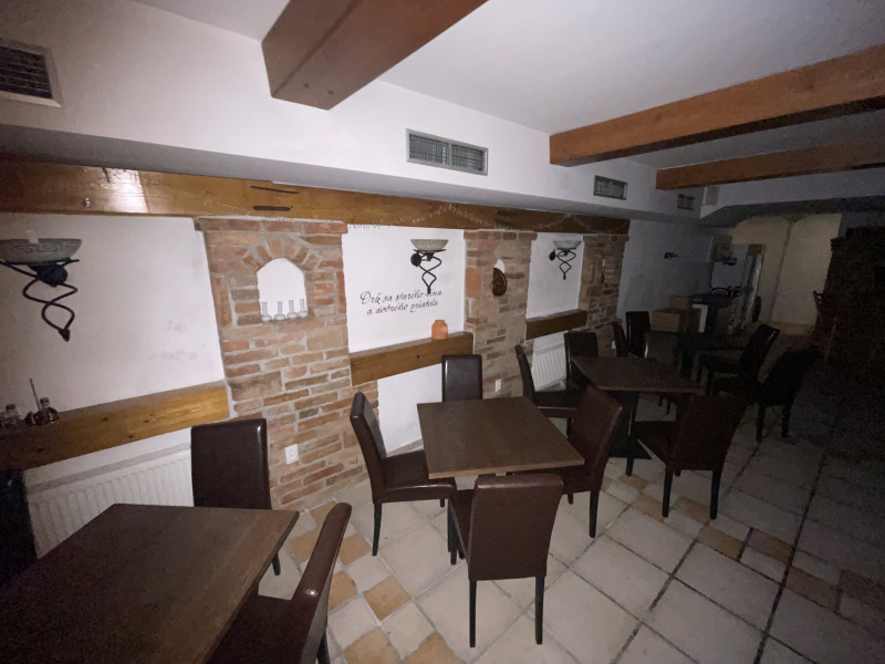 PREDAJ - Reštauračný priestor v centre Piešťan s odpočtom DPH