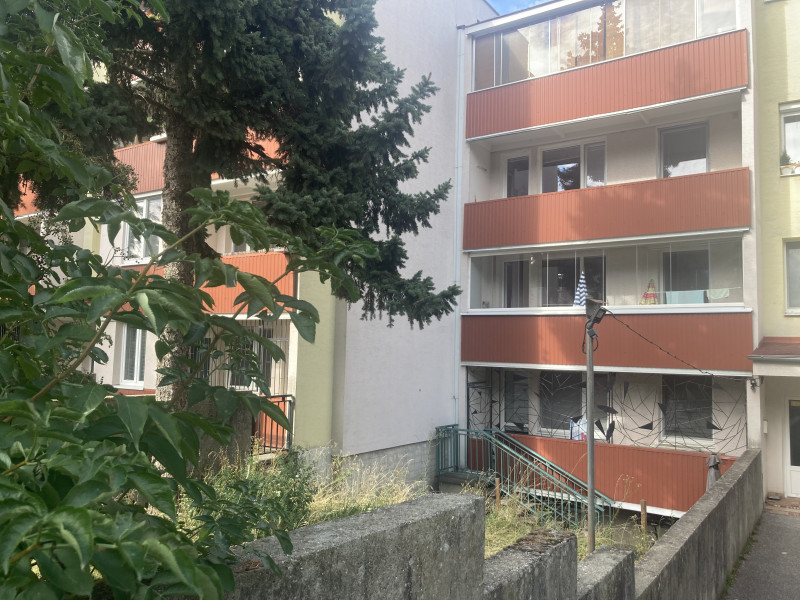PREDAJ 1 izb byt na ulici Hanulova -Dubravka