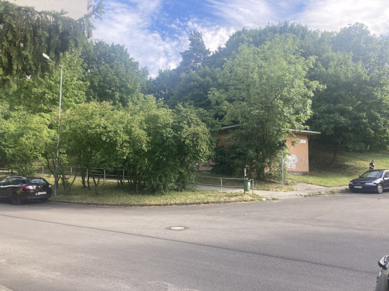 PREDAJ 1 izb byt na ulici Hanulova -Dubravka