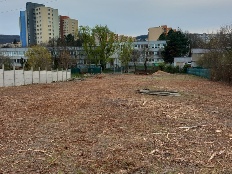 Predaj Pozemok Bratislava IV, Dúbravka