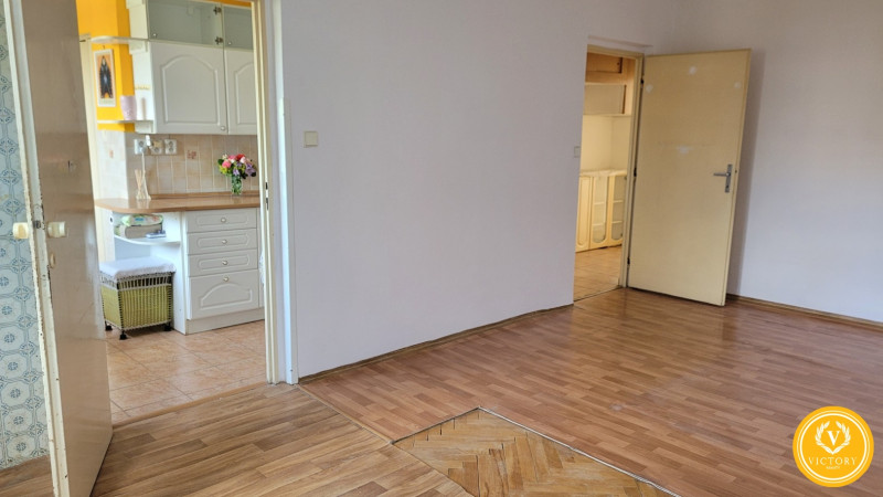 EXKLUZÍVNE - 3 izbový byt s lodžiou na ulici TULSKÁ