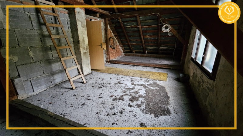 Na predaj:*priestranný a zachovalý rodinný dom v Zábiedove