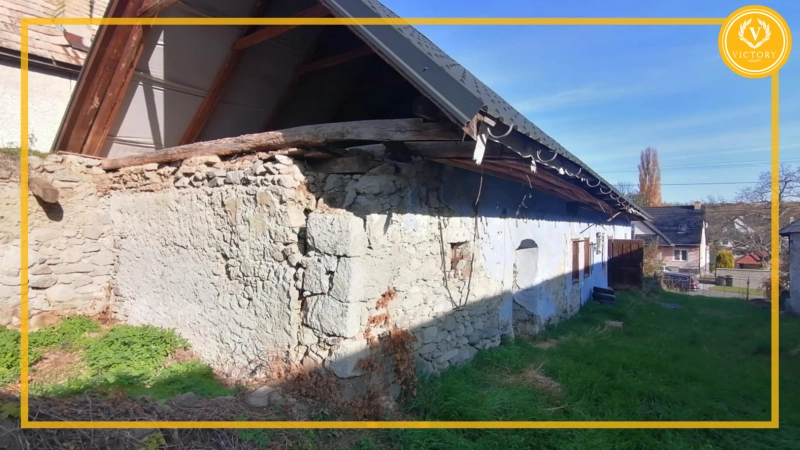  *Na predaj* tradičný kamenný*vidiecky dom*Dolné Príbelce*okres Veľký Krtíš