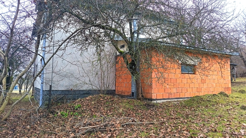 REZERVOVANÉ - Rodinný dom a pozemok  21087m2 Opava okres Veľký Krtíš 