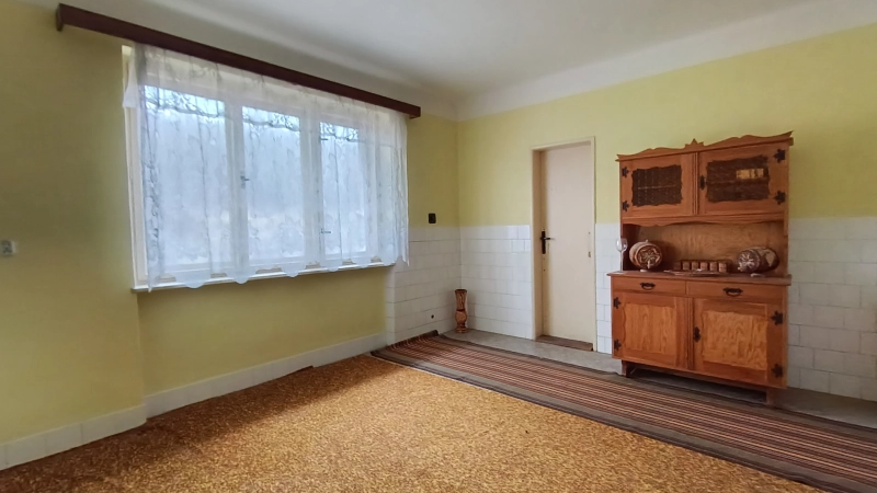 REZERVOVANÉ - Rodinný dom a pozemok  21087m2 Opava okres Veľký Krtíš 