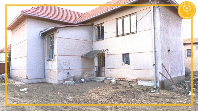 ZNÍŽENÁ CENA Rodinný šesťizbový dom* v obci Uhorské okr. Poltár 