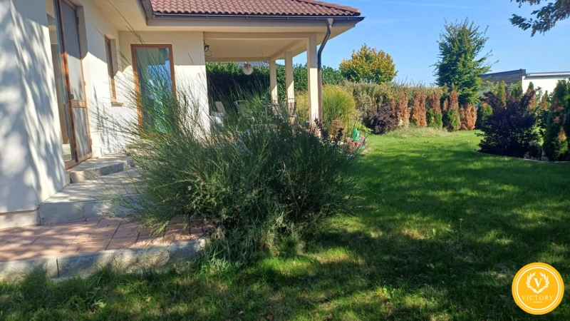 ZNÍŽENÁ CENA:  PRENÁJOM*Priestranný 5-izbový rodinný dom v Beladiciach