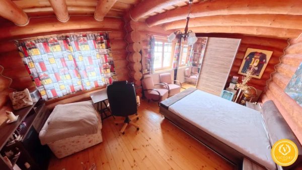 Luxusný zrubový dom*v malebnej obci Podzámčok