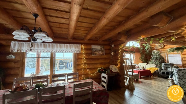 Luxusný zrubový dom*v malebnej obci Podzámčok