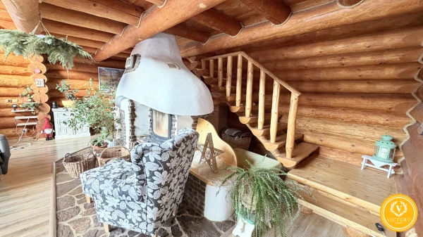 Luxusný zrubový dom*v malebnej obci Podzámčok