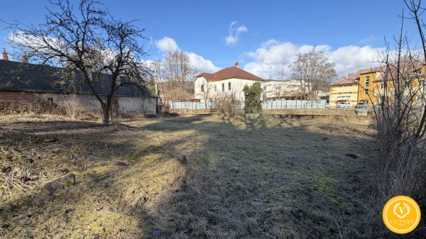 Slnečný pozemok*s panorámou hradu v srdci Divína