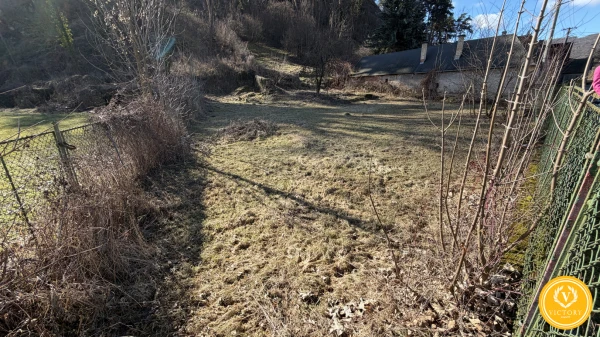 Slnečný pozemok*s panorámou hradu v srdci Divína