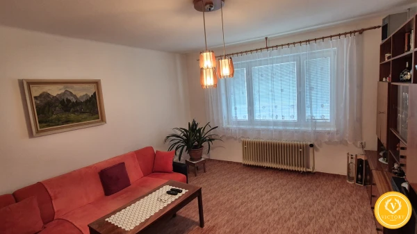 Rodinný dom *s veľkým a krásnym pozemkom 2052 m² v tichej lokalite Gabčíkova