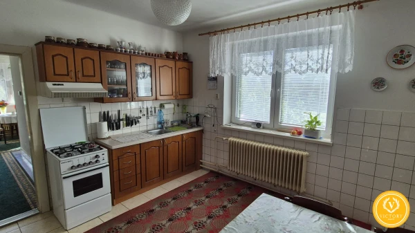 Rodinný dom *s veľkým a krásnym pozemkom 2052 m² v tichej lokalite Gabčíkova