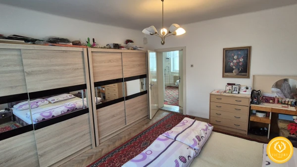 Rodinný dom *s veľkým a krásnym pozemkom 2052 m² v tichej lokalite Gabčíkova