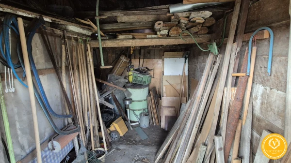 Rodinný dom *s veľkým a krásnym pozemkom 2052 m² v tichej lokalite Gabčíkova