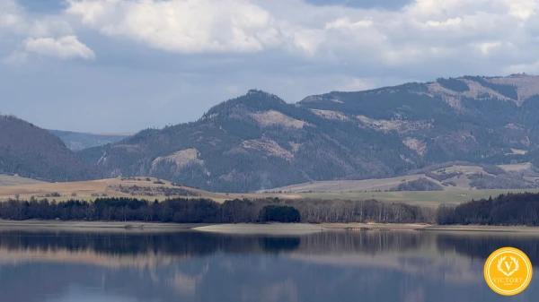 EXKLUZÍVNE:*Stavebné pozemky*s panoramatickým výhľadom – Liptovský Trnovec