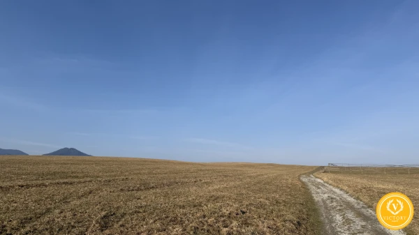 Investičný pozemok*v srdci Liptova – Pavčina Lehota (3 624 m²)