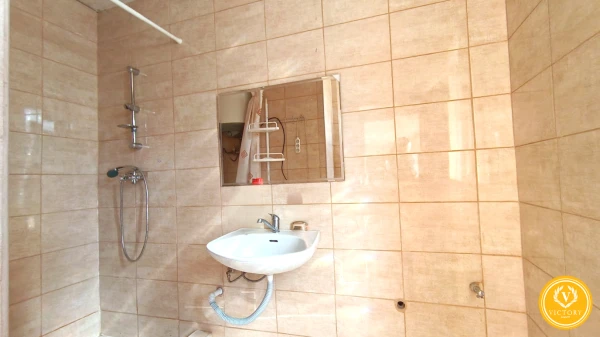 Trojizbový 78m2 byt Málinec