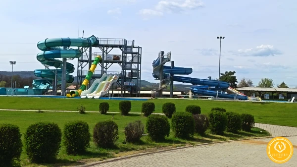 Štýlová chata priamo v areáli Aquatermál Dolná Strehová – Investícia aj relax