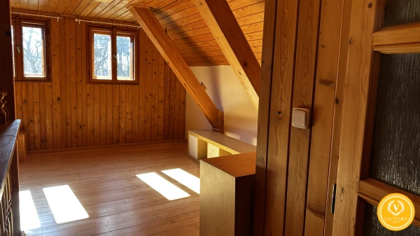 Dlhodobý prenájom rodinného domu v Španej Doline – pokojné bývanie pri lese
