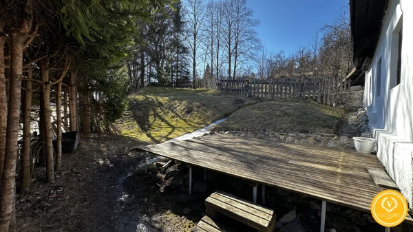 Dlhodobý prenájom rodinného domu v Španej Doline – pokojné bývanie pri lese