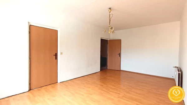 3-izbový veľkometrážny byt  s balkónom a skvelou orientáciou – Veľký Krtíš