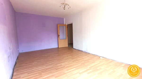 3-izbový veľkometrážny byt  s balkónom a skvelou orientáciou – Veľký Krtíš