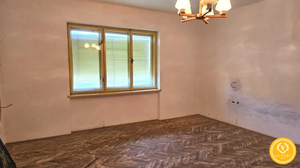 Rodinný dom s veľkým pozemkom 2611 m2