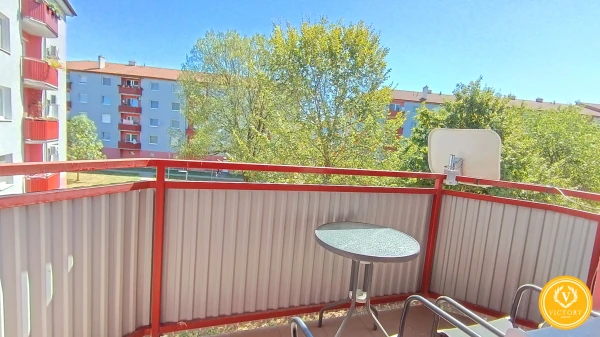 Moderný, takmer neobývaný 2-izbový byt s veľkým rohovým balkónom v novostavbe na ul. Cintorínska, Lučenec