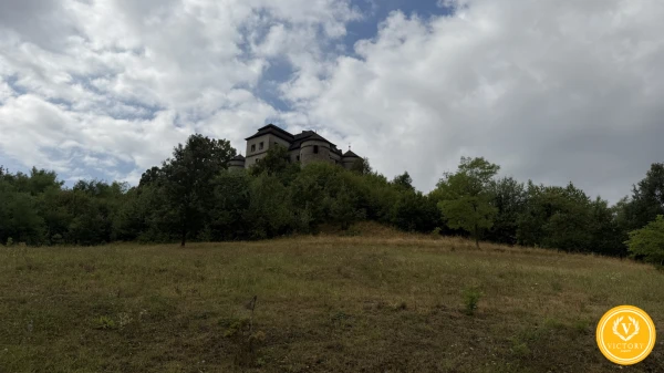 Stavebný pozemok*s projektovým zámerom rodinného domu*v Dolnej Mičinej