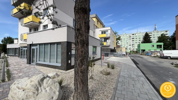 Slnečný 3-izbový byt*v štandarde – novostavba*v centre Hriňovej