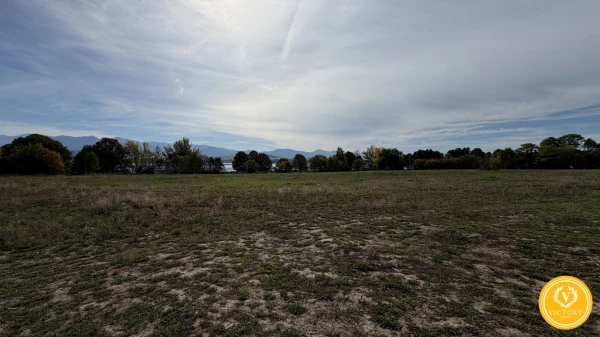 Pozemok pre rodinný dom 781 m² pri plážovom kúpalisku, Liptovský Trnovec