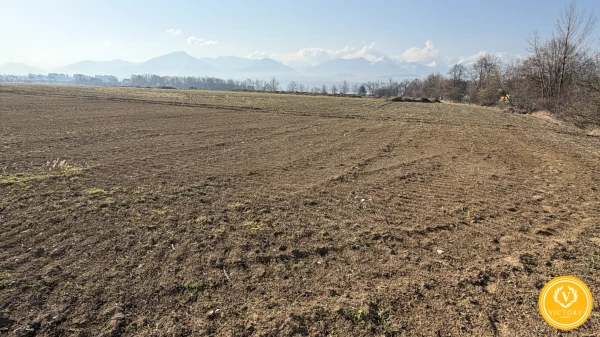 Pozemok pre rodinný dom 781 m² pri plážovom kúpalisku, Liptovský Trnovec