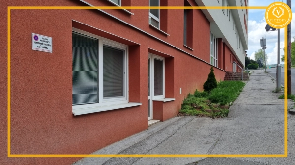 PREDAJ - nebytový priestor s výkladom a vstupom z ulice – Banská Bystrica, ul. A. Matušku